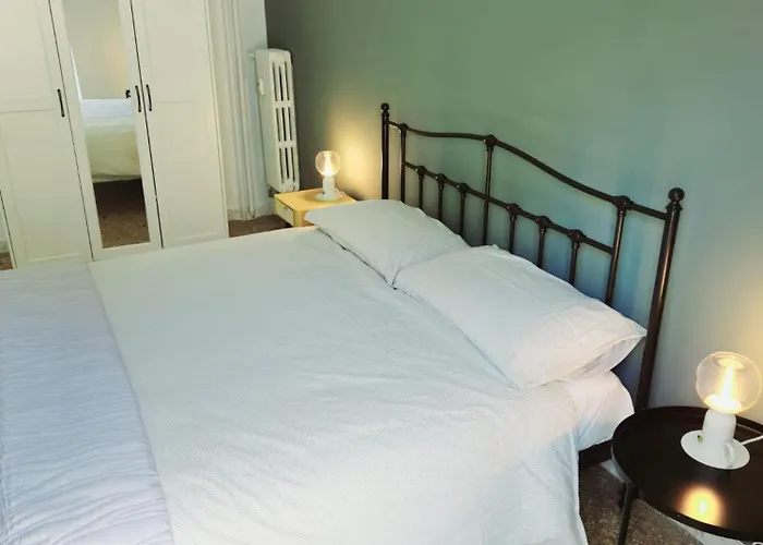 Appartamento Casakico Elegante 2-bdr Metro 10 Min Colosseo *